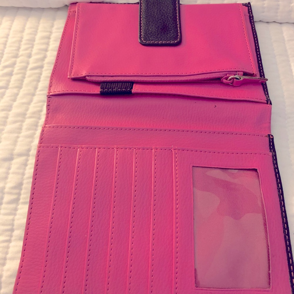 Wallet - Picture 3 of 4